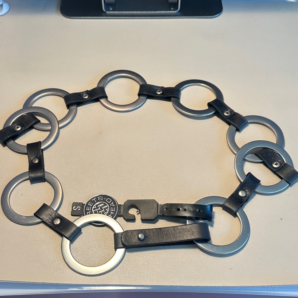 Sikver Ring-Link Leather Waist Belt